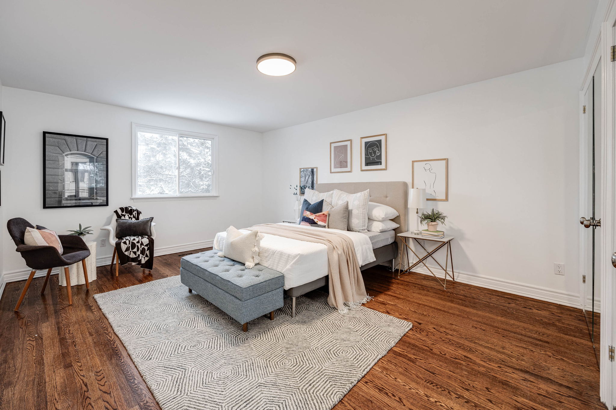 Toronto property showcase — delivered property photograph 35