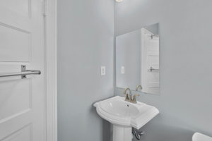 22 Franklin St NE, Washington, DC 20002, USA Photo 38