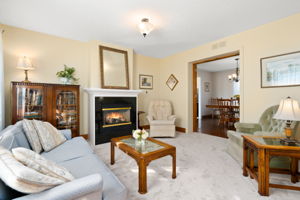  22 Greenwood Crescent, Orangeville, ON L9W, US Photo 5