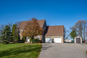  22 Greenwood Crescent, Orangeville, ON L9W, US Photo 3
