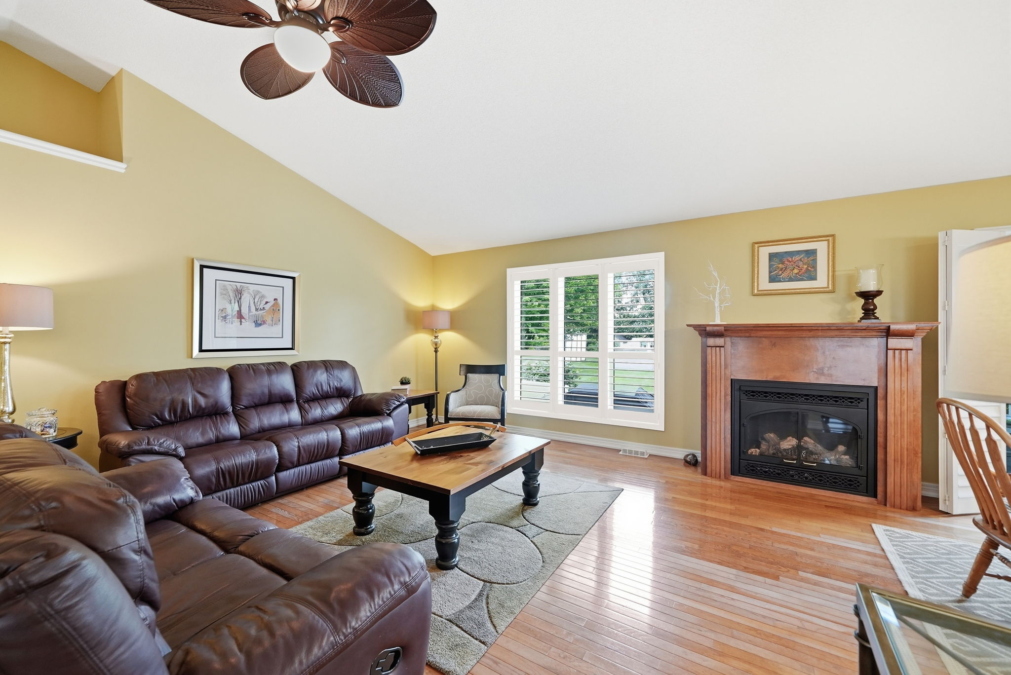  Photo 22