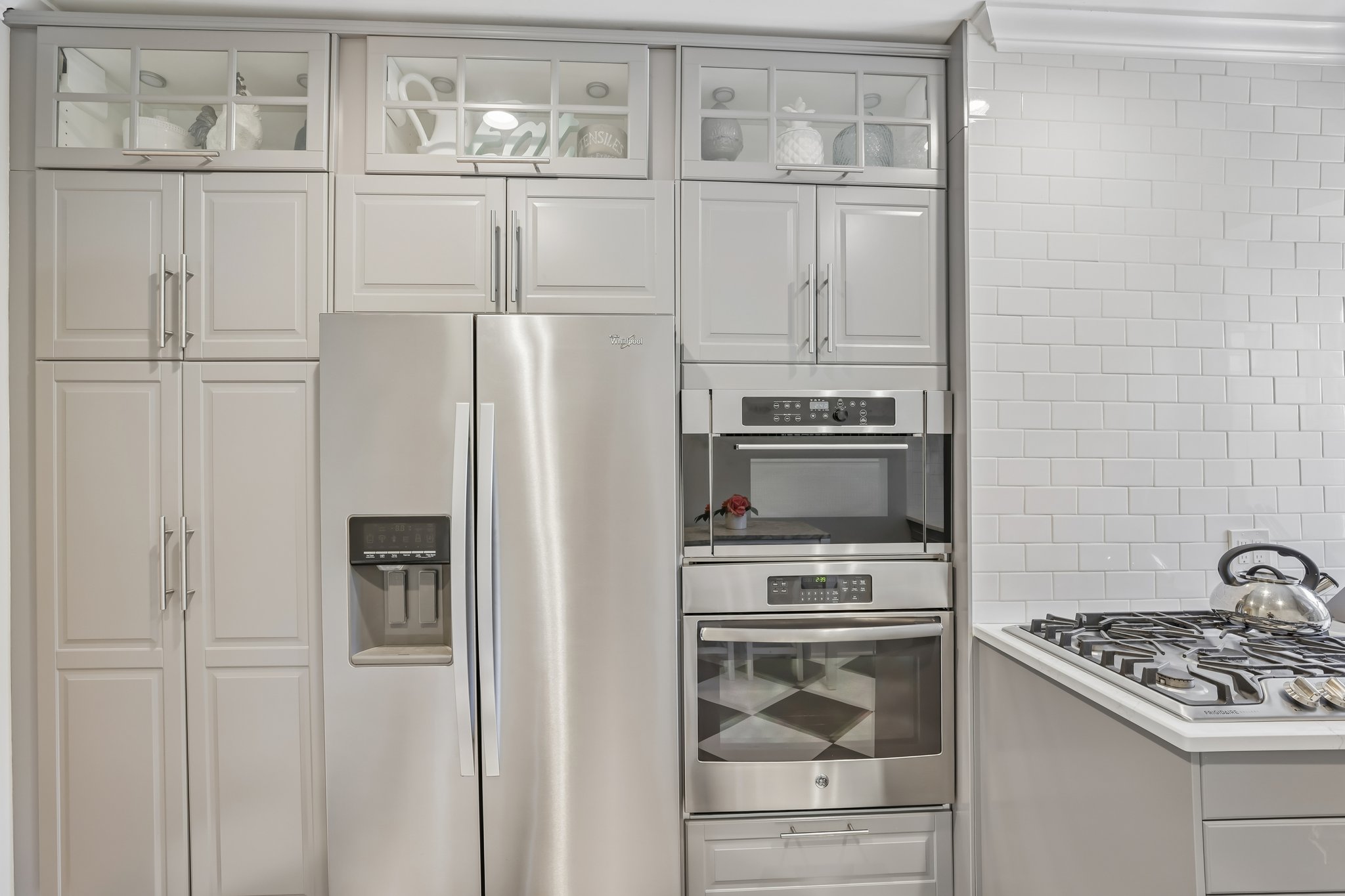Hamilton Pl I3-S1706-018.jpg