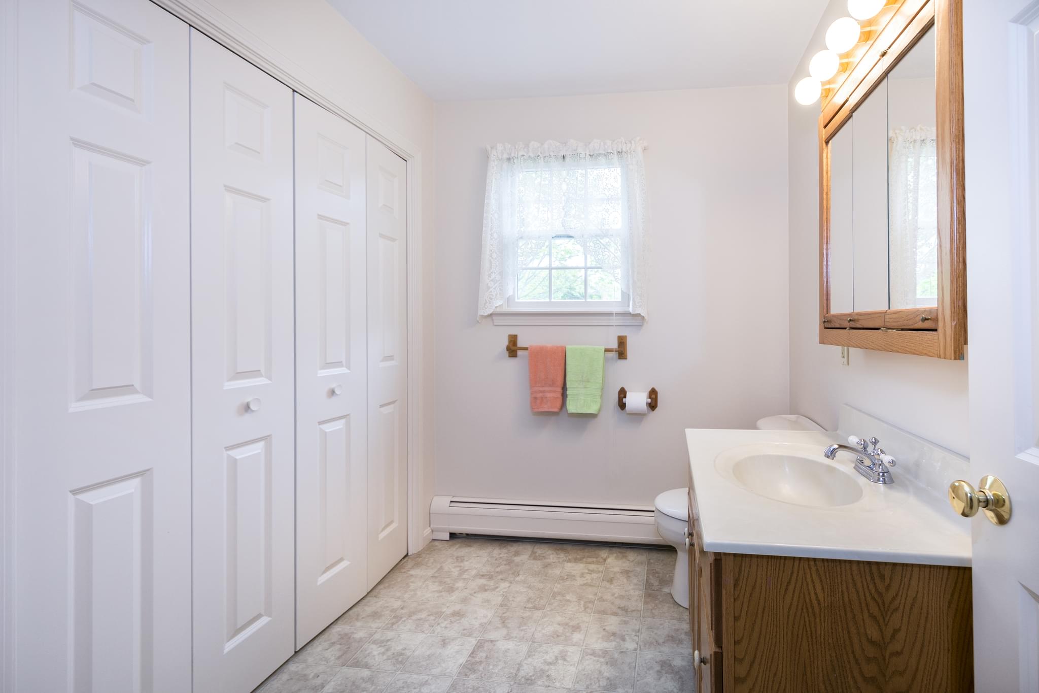 22 Hopkins Drive, Whitman, Whitman, MA 02382 Tom Sheehan Photography