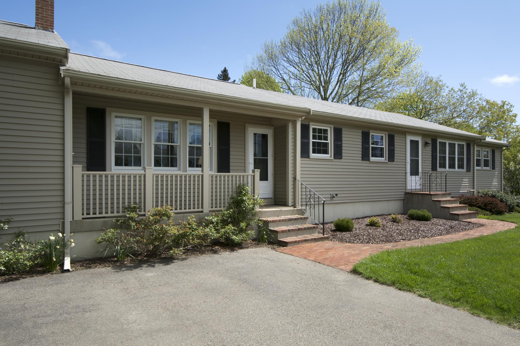 22 Hopkins Drive, Whitman, Whitman, MA 02382 Tom Sheehan Photography