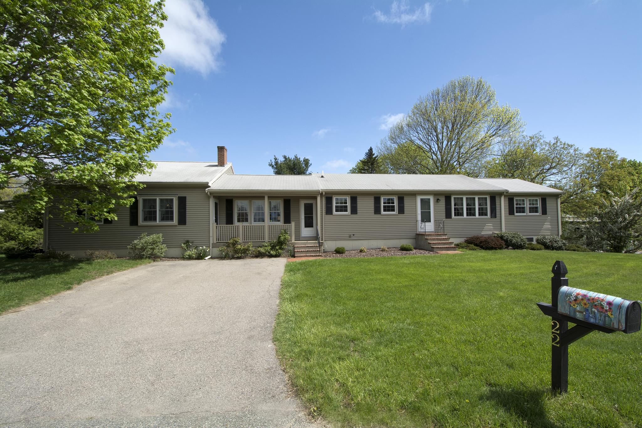 22 Hopkins Drive, Whitman, Whitman, MA 02382 Tom Sheehan Photography