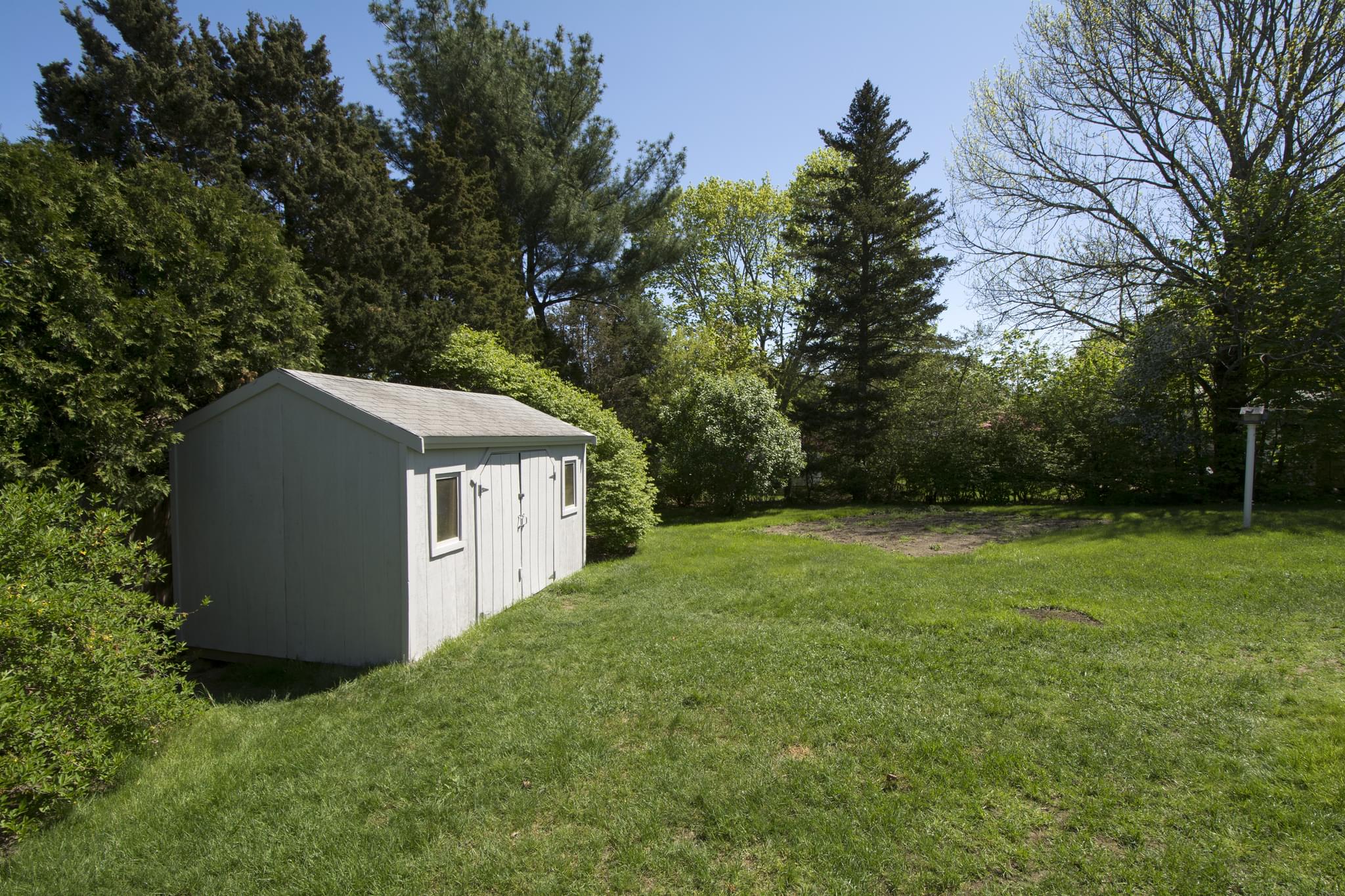 22 Hopkins Drive, Whitman, Whitman, MA 02382 Tom Sheehan Photography