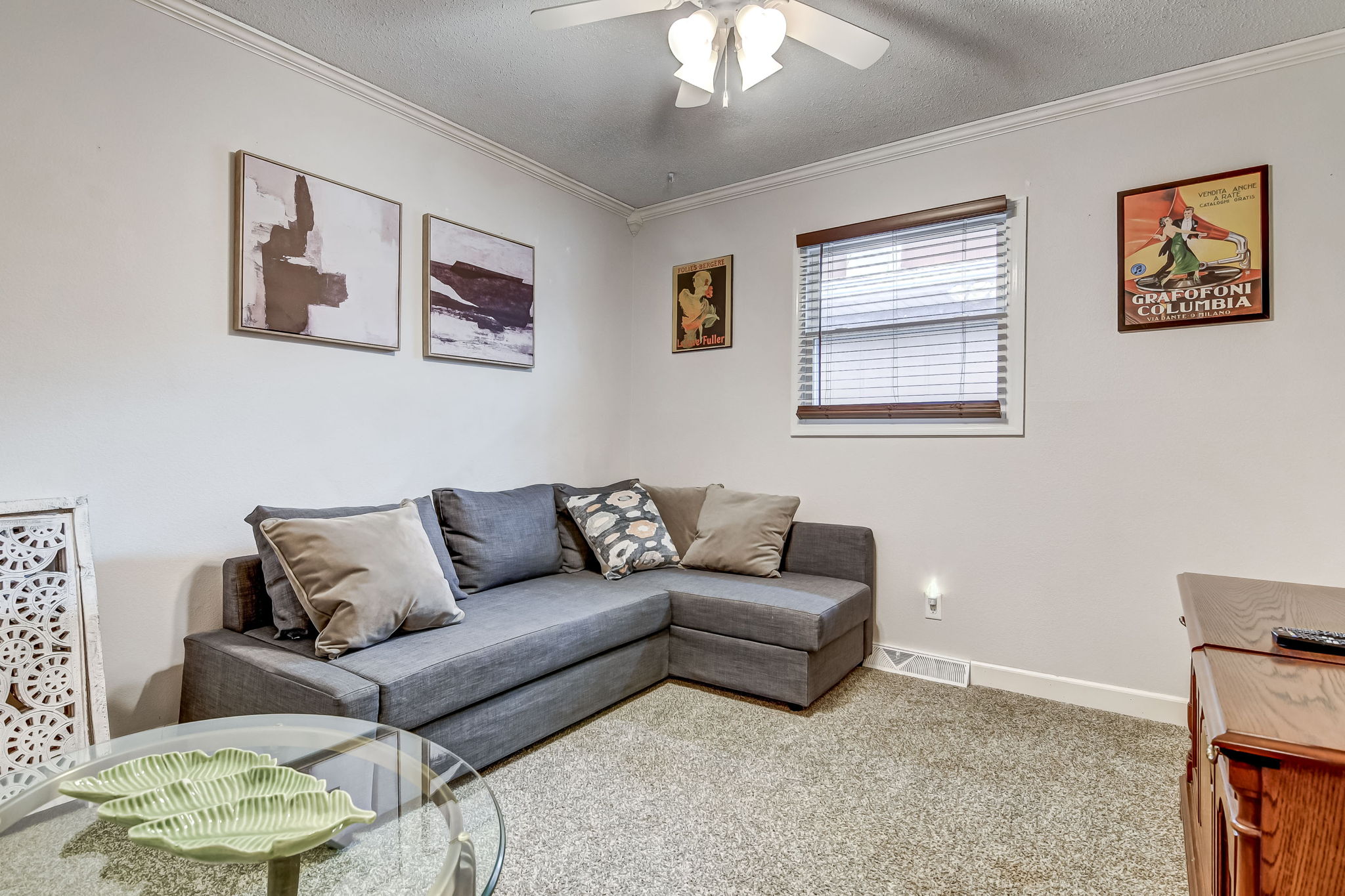 22 Hyde Park, Springfield, IL 62703 Design Eyes Photography