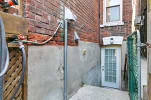  Photo 47