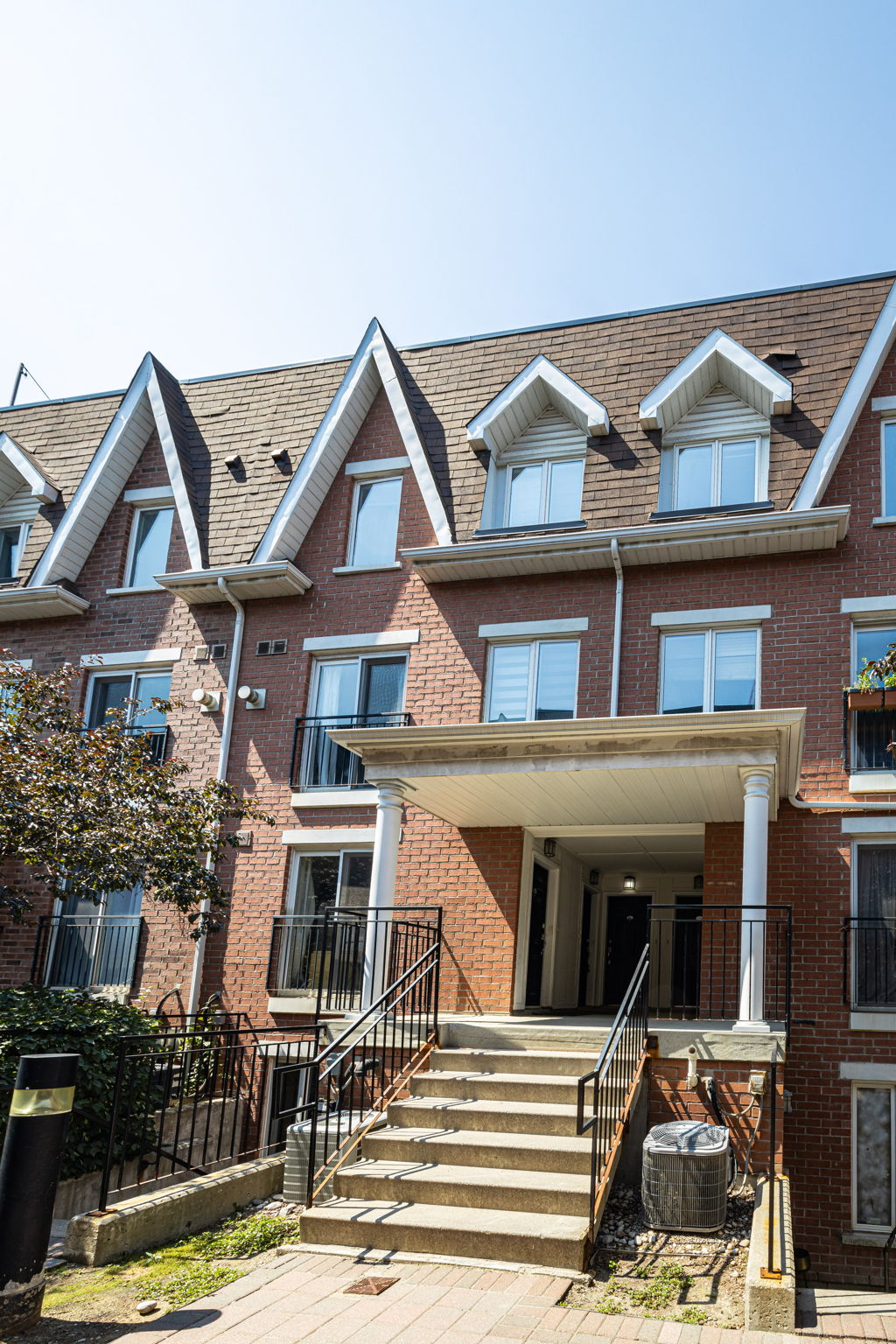 Toronto property showcase — delivered property photograph 23