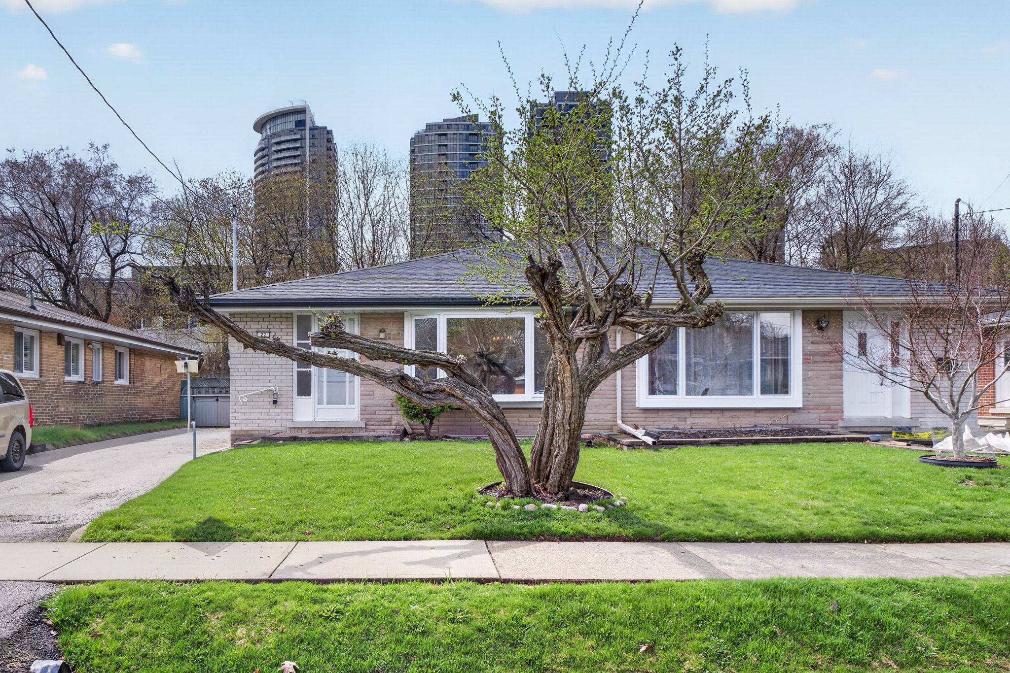 22 Lormar Dr, Etobicoke, ON M9B 4V6, Canada Photo 4