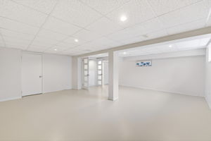 22 Lormar Dr, Etobicoke, ON M9B 4V6, Canada Photo 15