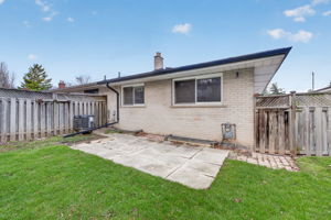 22 Lormar Dr, Etobicoke, ON M9B 4V6, Canada Photo 35
