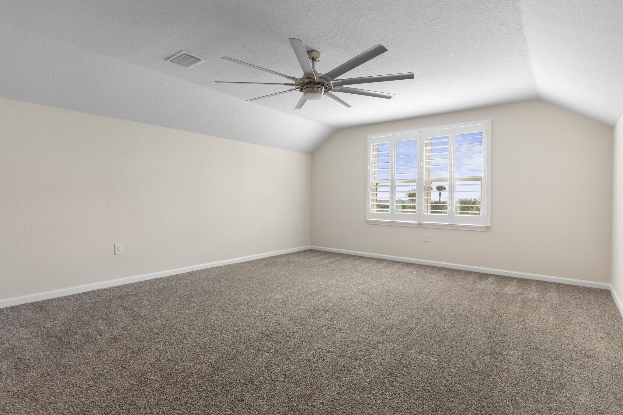 Upstairs Bonus Room