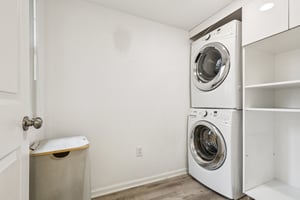Lydia Dr-S1309-038.jpg