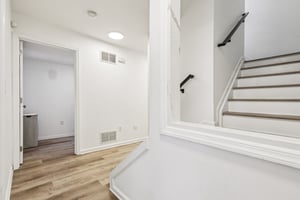 Lydia Dr-S1309-049.jpg