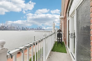 Lydia Dr-S1309-054.jpg