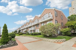 Lydia Dr-S1309-056.jpg