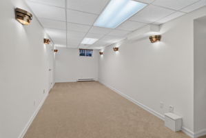 Photo 49