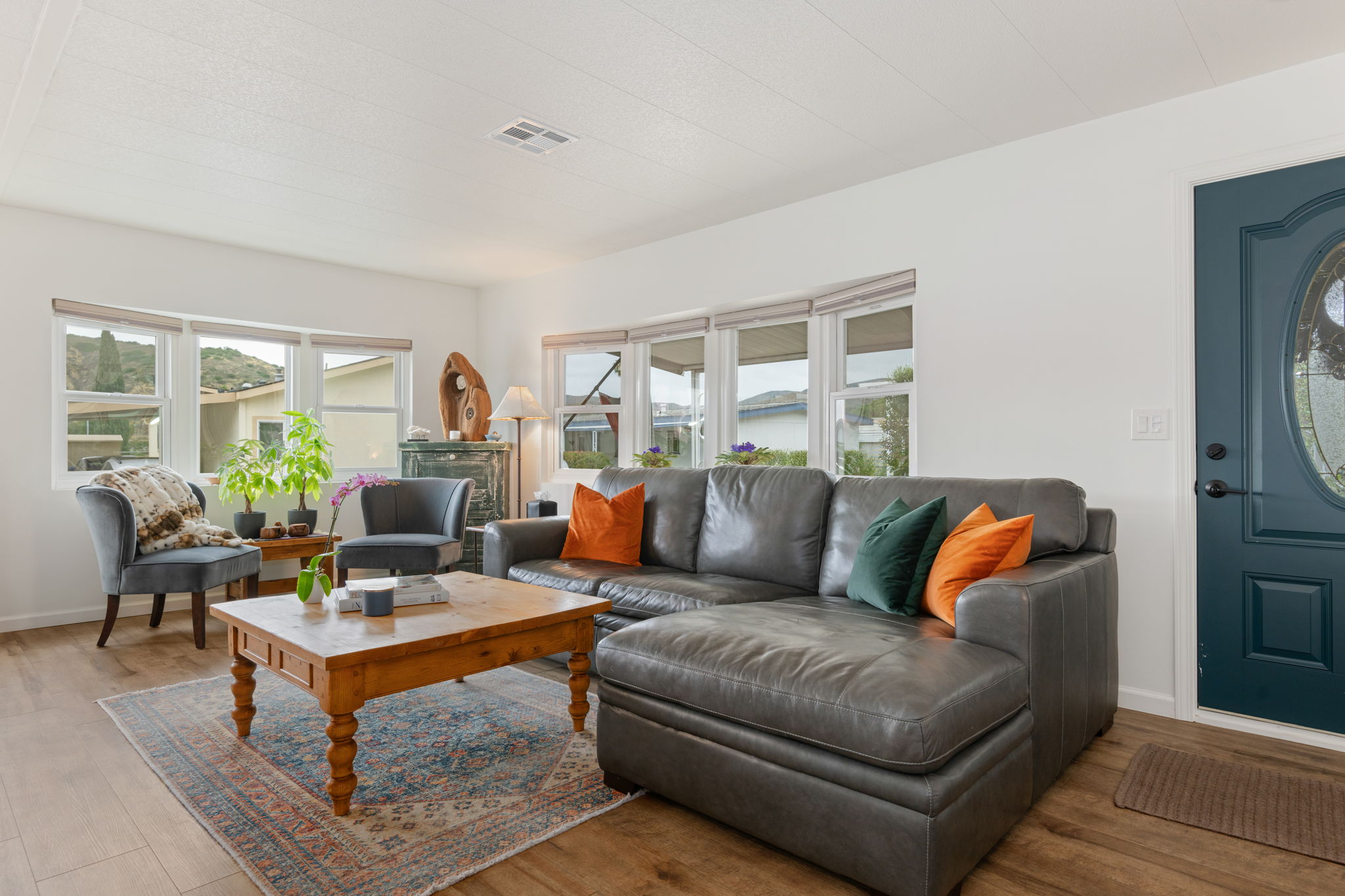 05-Living Room