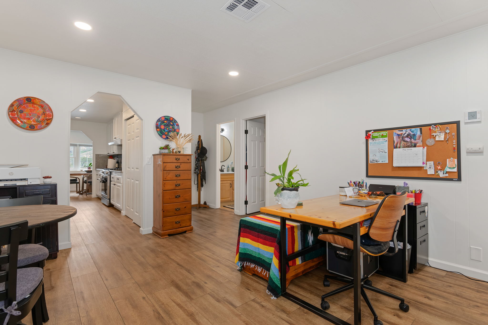 17-Family Room