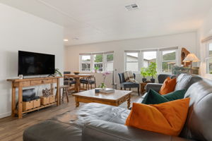 06-Living Room