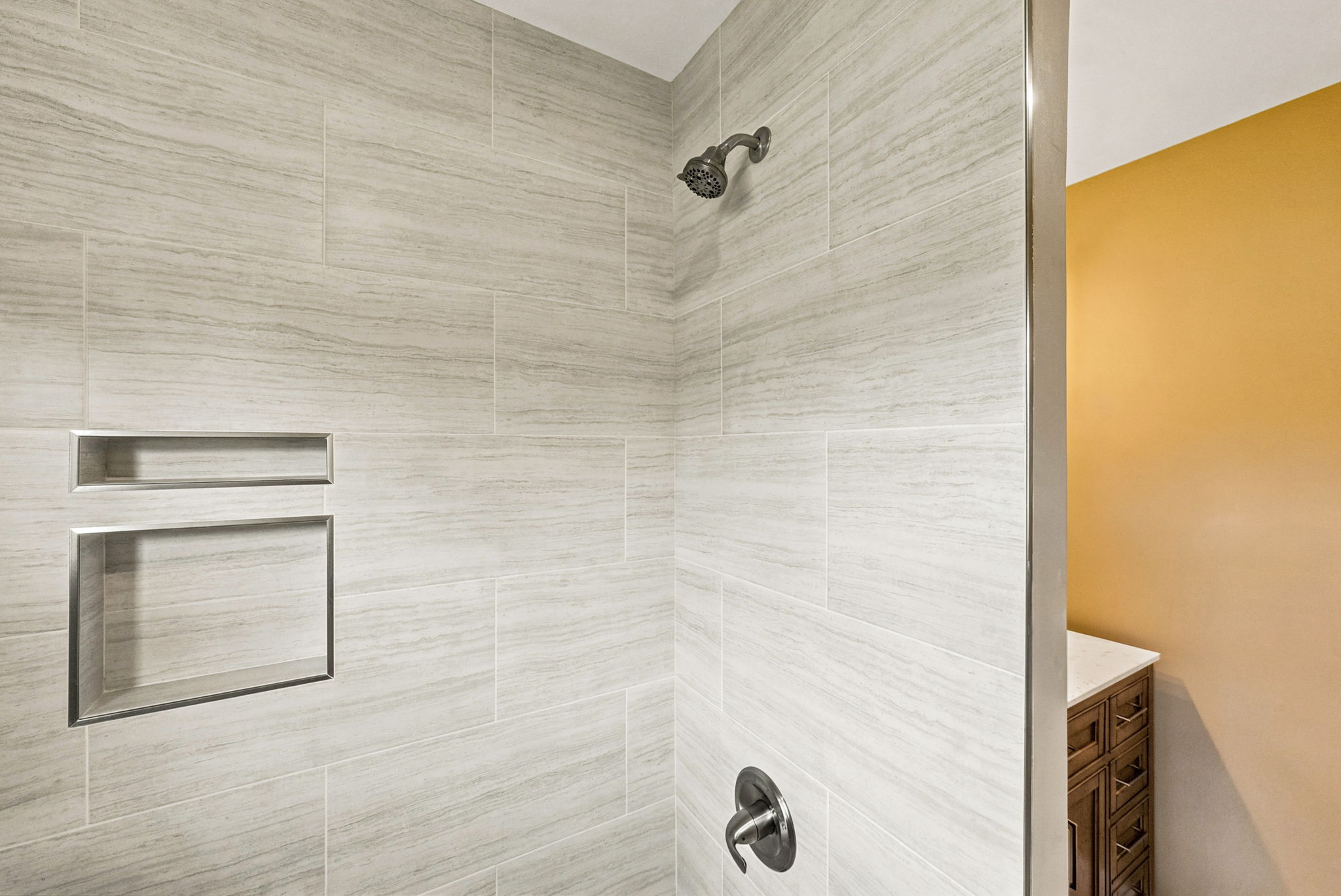 Main Bath-1st Floor