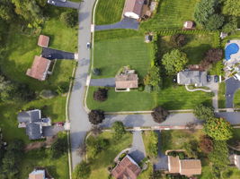Located in a timeless Towaco neighborhood with sidewalks, tree-lined streets and two nearby cul-de-sacs, the home is close to Montville Township schools, Montville Community Park, the Towaco train station, Rails Steakhouse, local restaurants and shops, and Routes 287, 80 and 46.