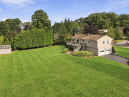 Large Level Lot-Located in a timeless Towaco neighborhood with sidewalks, tree-lined streets and two nearby cul-de-sacs, the home is close to Montville Township schools, Montville Community Park, the Towaco train station, Rails Steakhouse, local restaurants and shops, and Routes 287, 80 and 46.