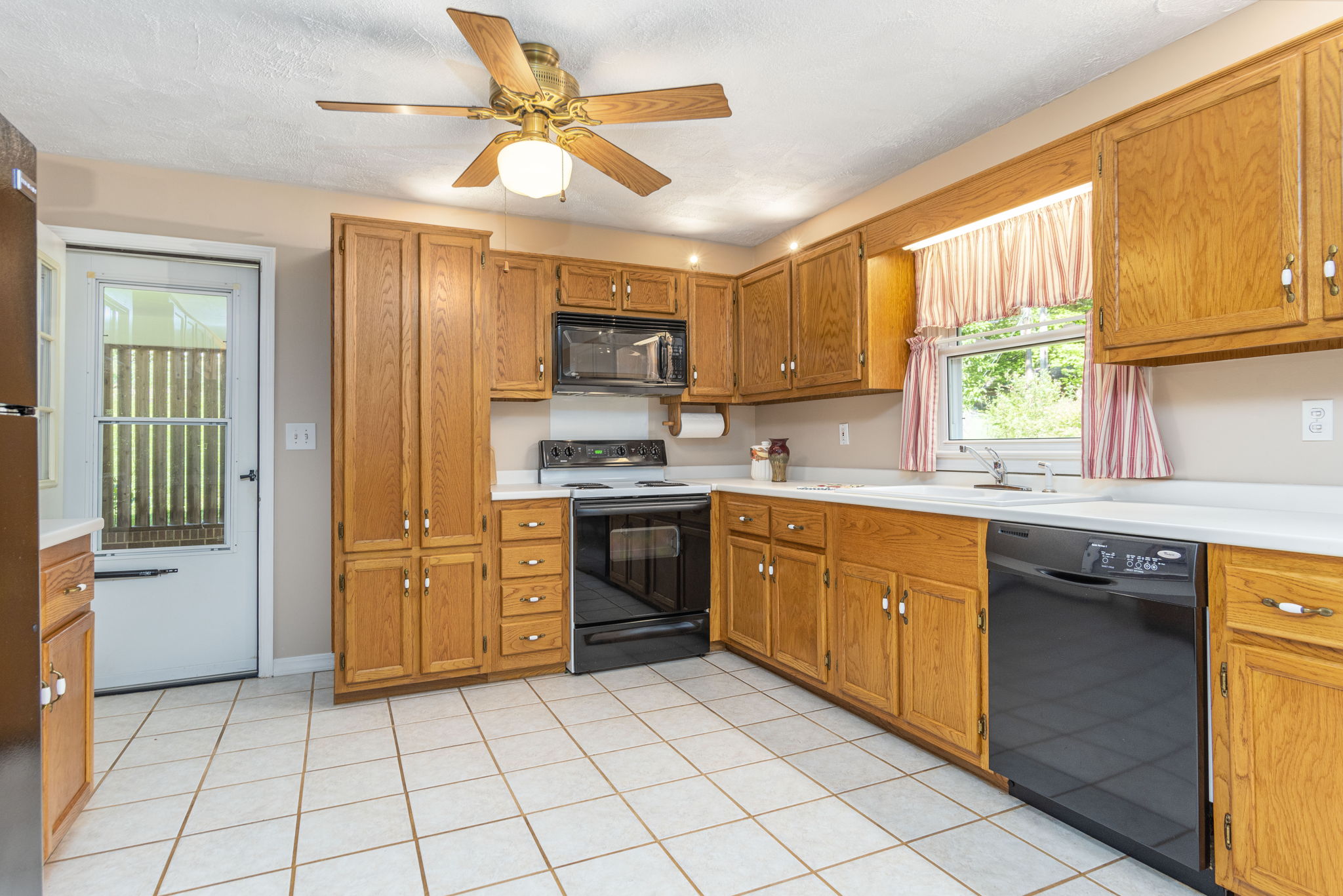  22 Melrose St, Waynesville, NC 28786, US Photo 11