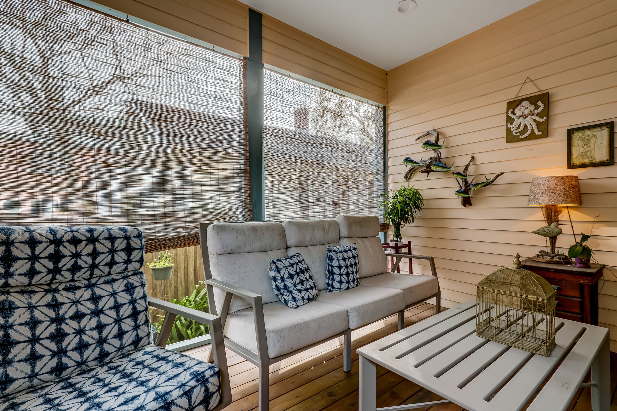 Screened-in Porch