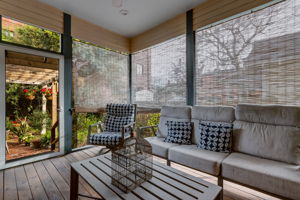 Screened-in Porch