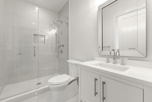  Photo 44
