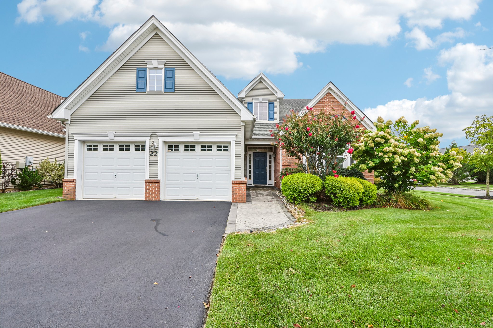 22 Portofino Dr-S0309-004.jpg
