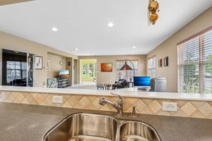 22 Portofino Dr-S0309-023.jpg