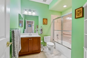 22 Portofino Dr-S0309-037.jpg
