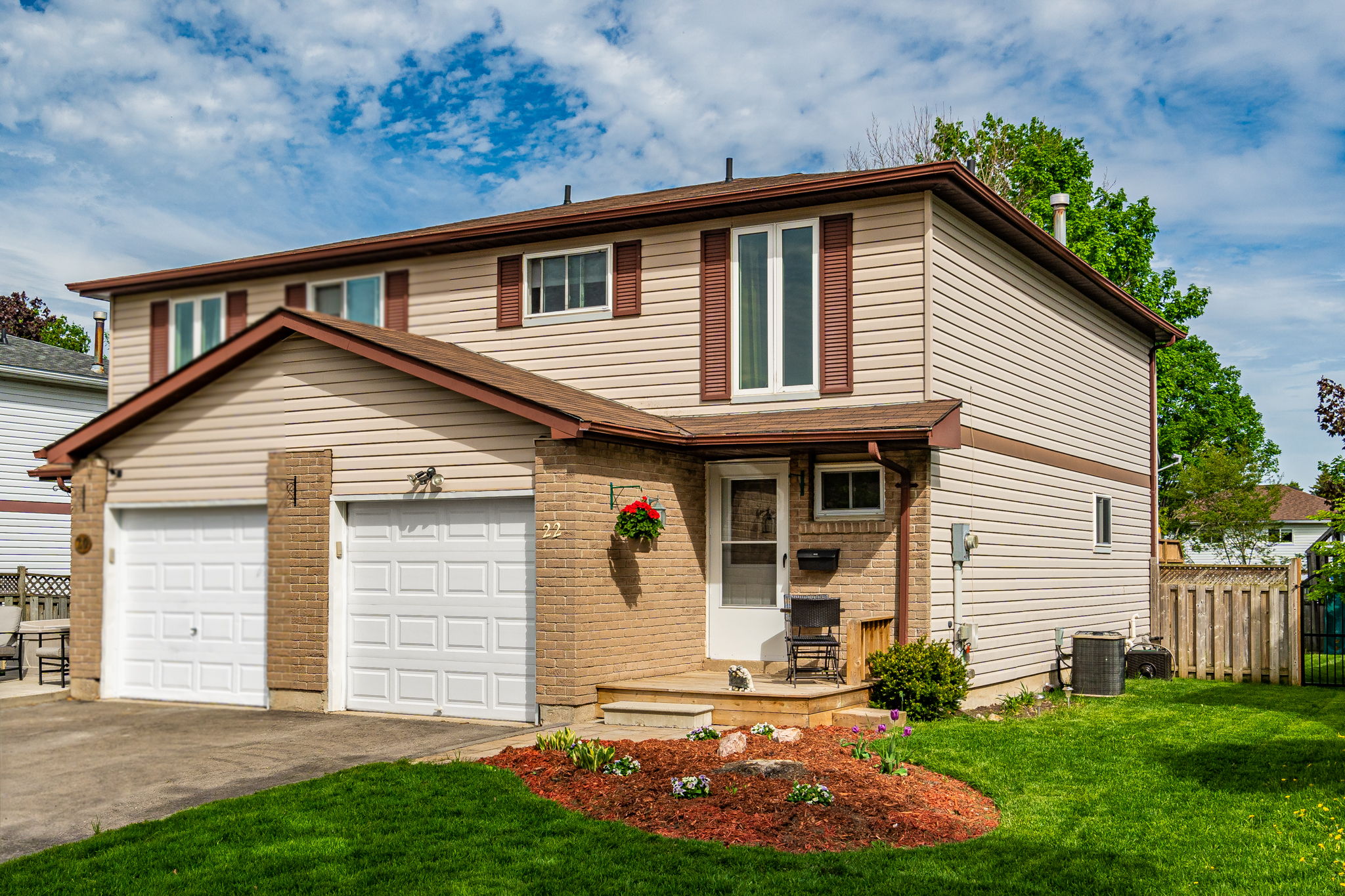  22 Princess St, Orangeville, ON L9W 3V5, US