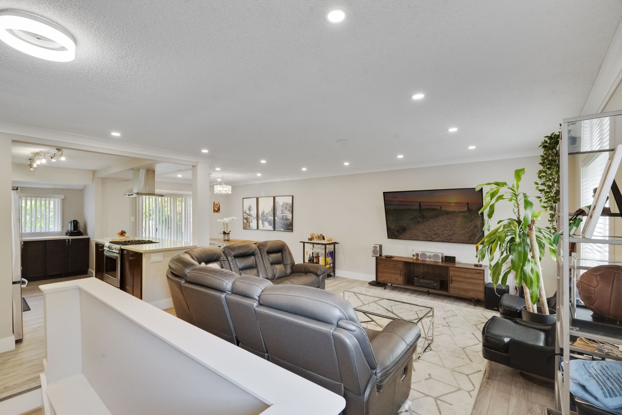 22 Red Mills Dr East Gwillimbury, ON L9N 1B8