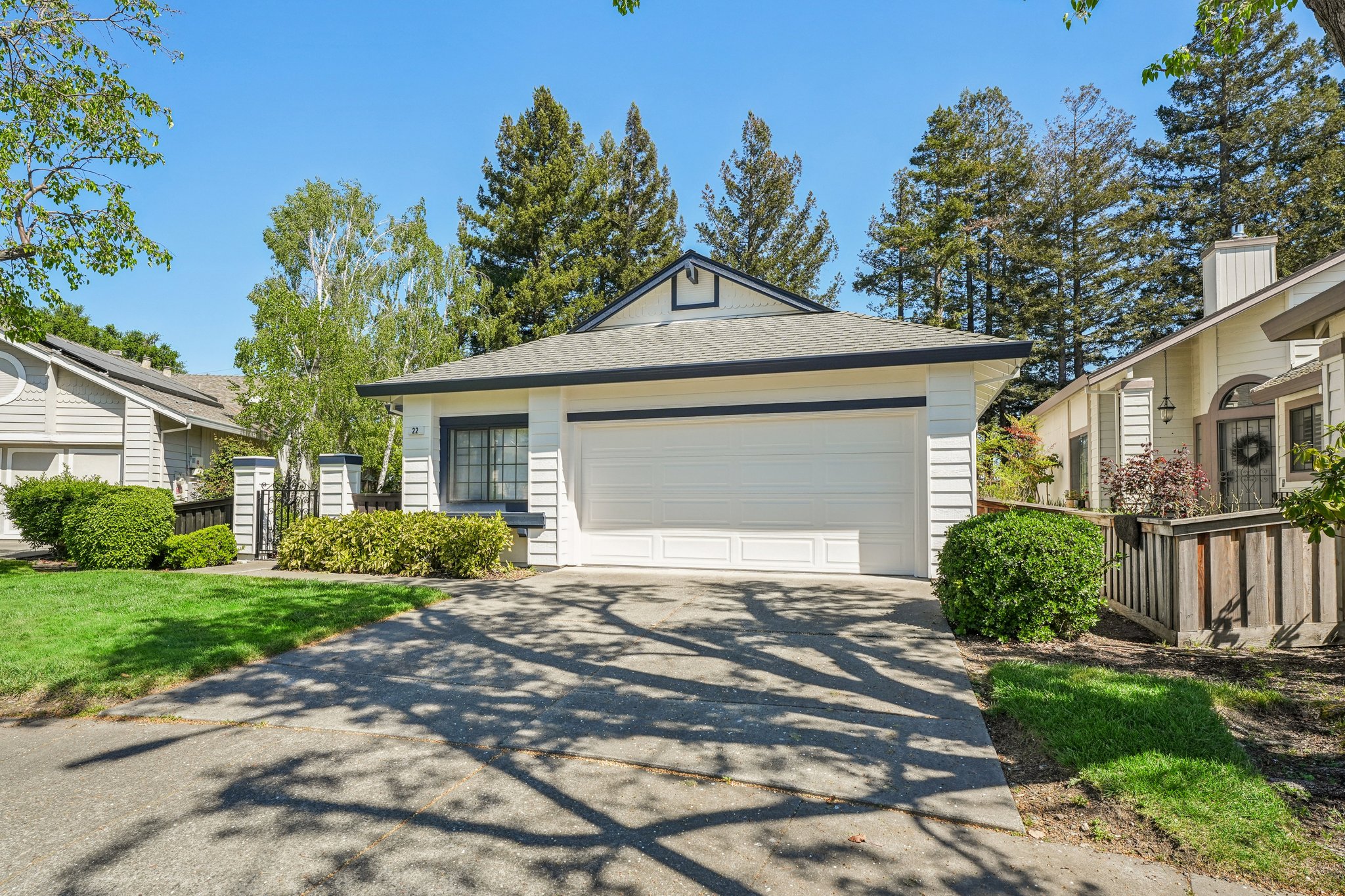 Saint Mathew Ct-S2103-002.jpg