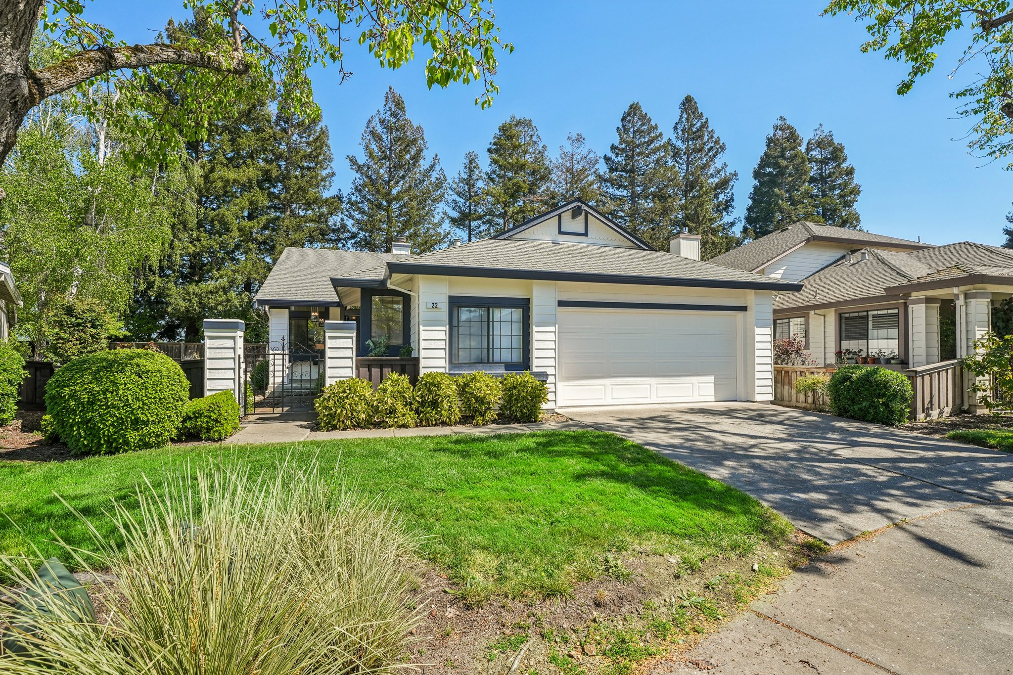 Saint Mathew Ct-S2103-004.jpg