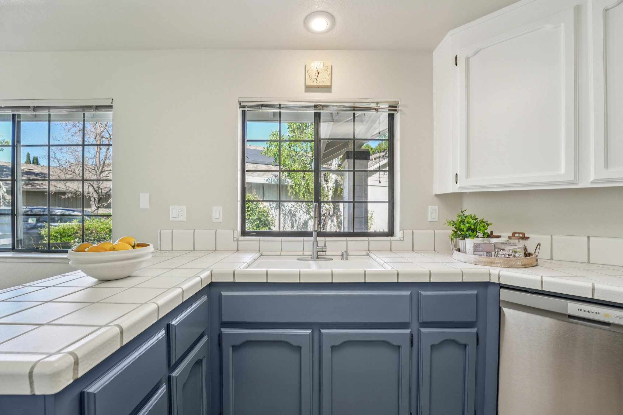 Saint Mathew Ct-S2103-023.jpg