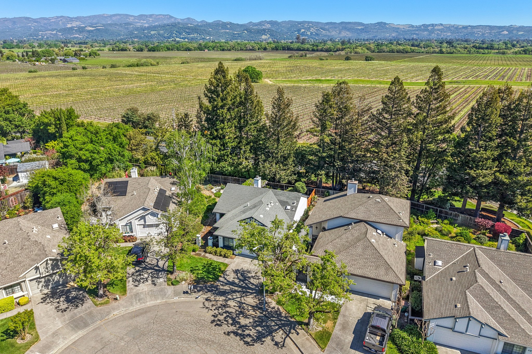 Saint Mathew Ct-S2103-051.jpg