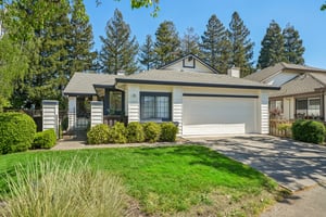 Saint Mathew Ct-S2103-001.jpg