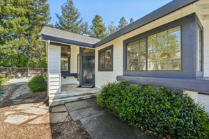 Saint Mathew Ct-S2103-006.jpg