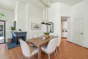 Saint Mathew Ct-S2103-014.jpg