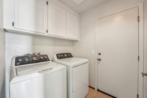 Saint Mathew Ct-S2103-033.jpg