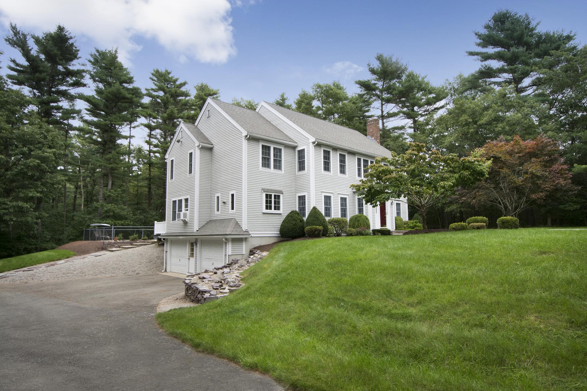 22 Spring St, Pembroke, MA 02359 Tom Sheehan Photography