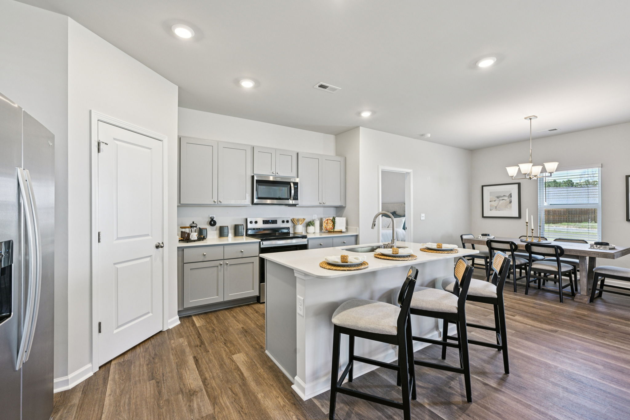 22 Staples Mill DR NW-S3103-010