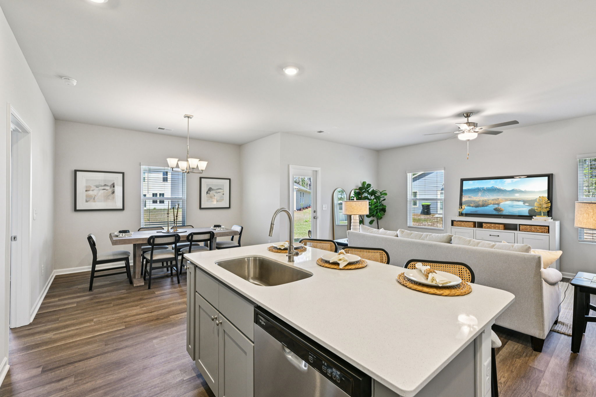 22 Staples Mill DR NW-S3103-013