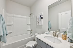 22 Staples Mill DR NW-S3103-018