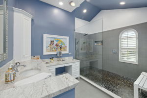 Owners Bath